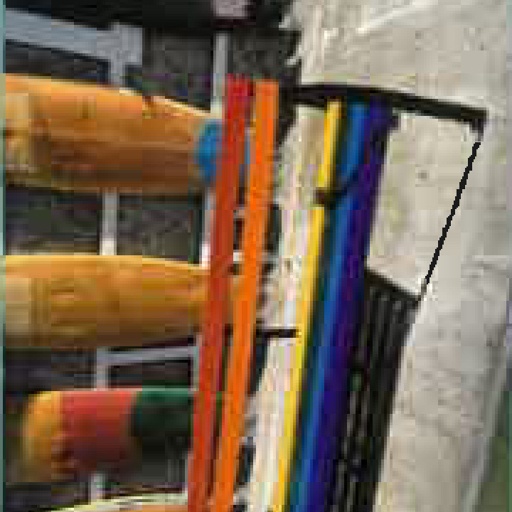 Banco Otaullo con perfiles multicolor