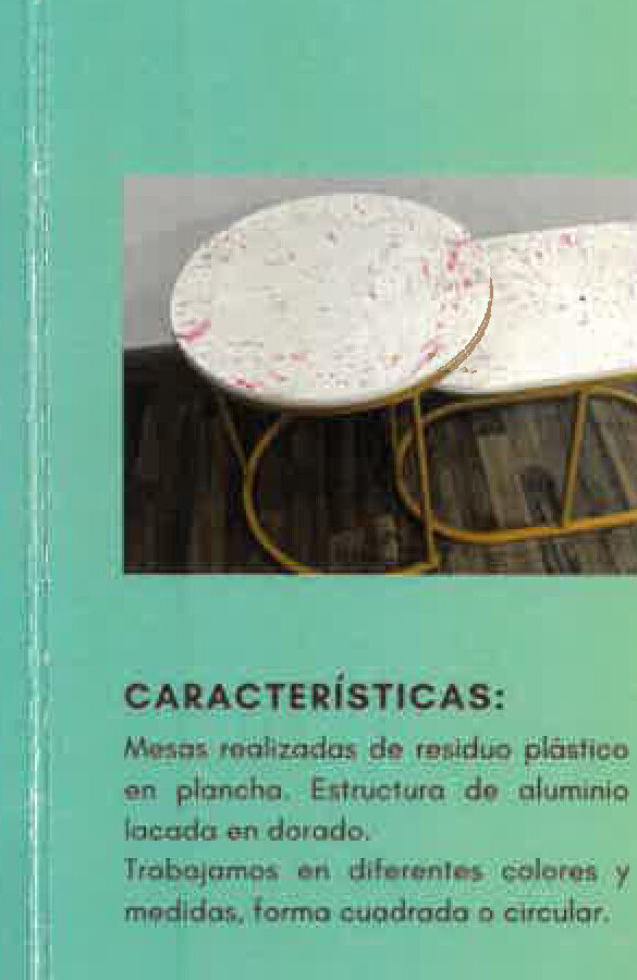 Mesa de aluminio dorado con plancha blanca