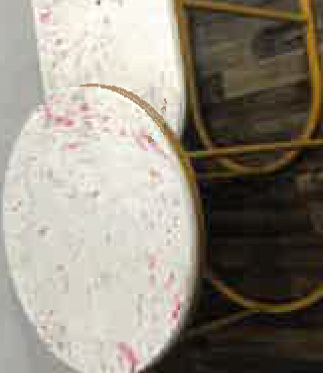 Mesa redonda de aluminio con plancha de residuo plástico